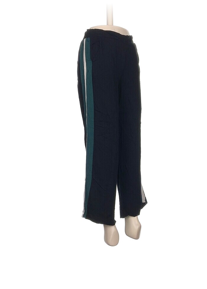 LC Waikiki Düz Kesim %70 İndirimli. - Görsel 2