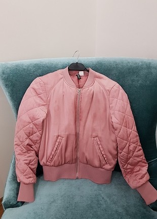 Bomber mont
