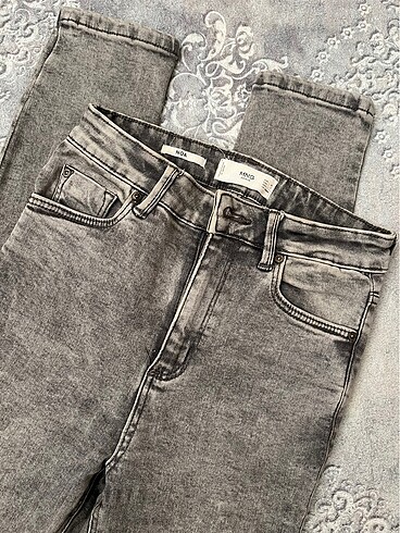 Mango yeni jean