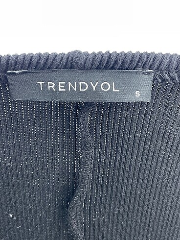 s Beden siyah Renk Trendyol & Milla Kısa Elbise %70 İndirimli.