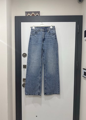 H&M Düğmeli Bol Kesim Kadın Kot Pantolon