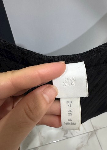 H&M Düğmeli Siyah Mini Askılı Atlet