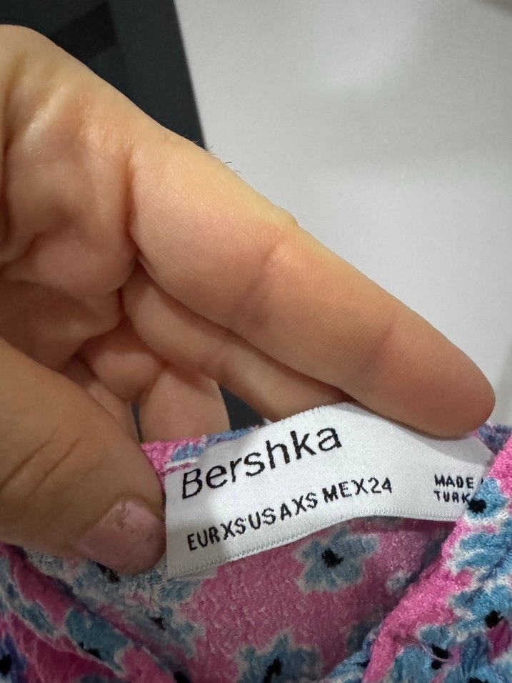 Dantel Detaylı Pembe Bağlama Desenli Mini Tulum - Görsel 4