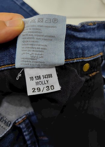 29 Beden Kadın Lacivert Bol Kesim Midi Kot Pantolon