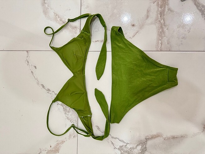 Zeki Sıfır bikini takımı