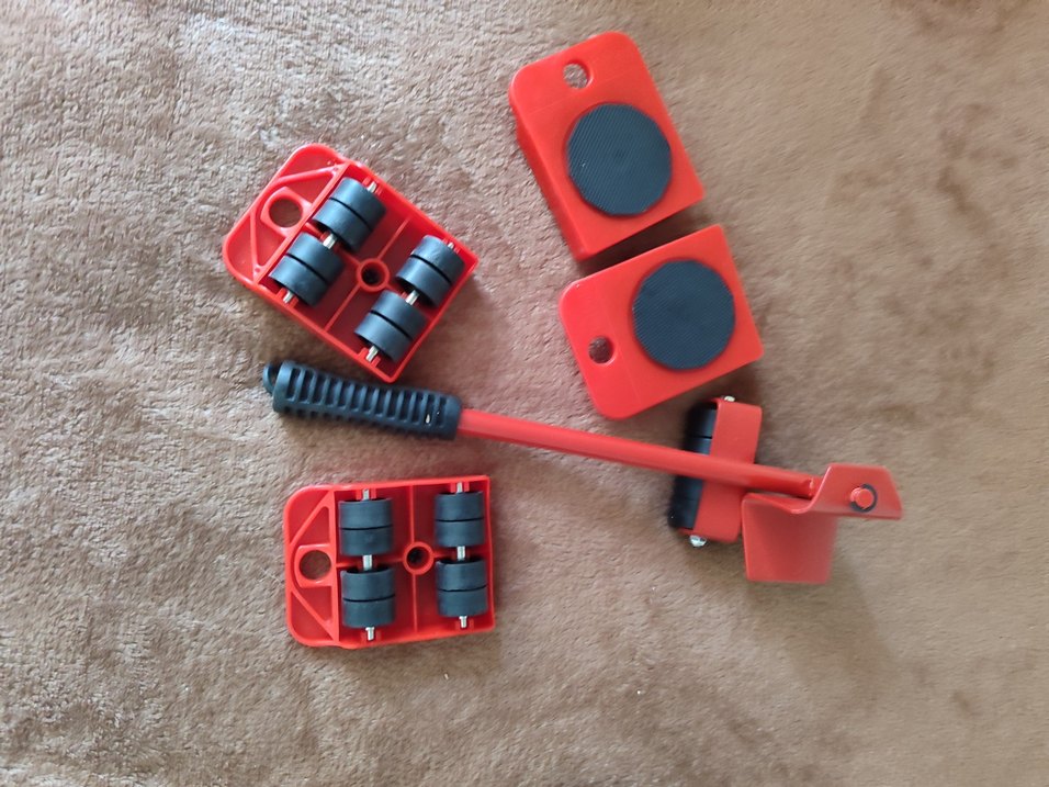 5 Parça eşya taşıma aparatı kriko sistemiyle temizlik yapar - Görsel 2