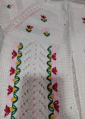 Nakışlı Beyaz Kız Triko Süveter - Görsel 2