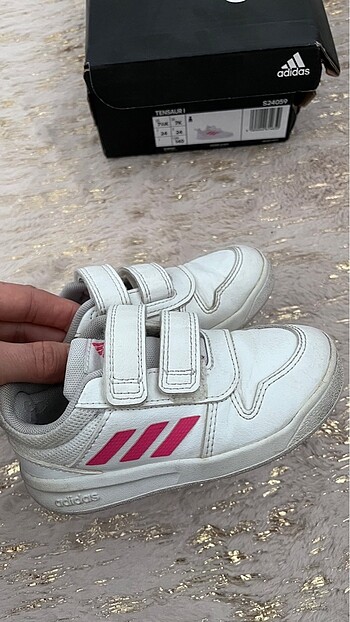Adidas kız çocuk ayakkabı