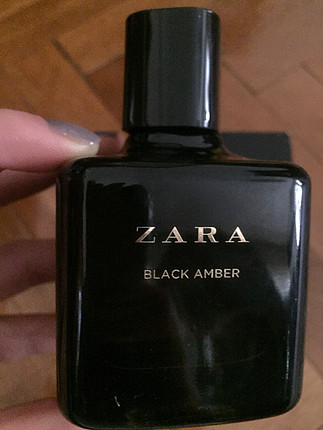 Zara black amber parfum
