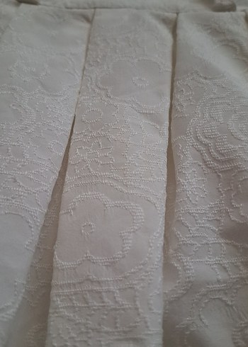 Kız Çocuk Klasik Beyaz Pilili Elbise - Görsel 2