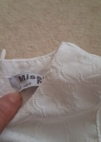 Kız Çocuk Klasik Beyaz Pilili Elbise - Görsel 3