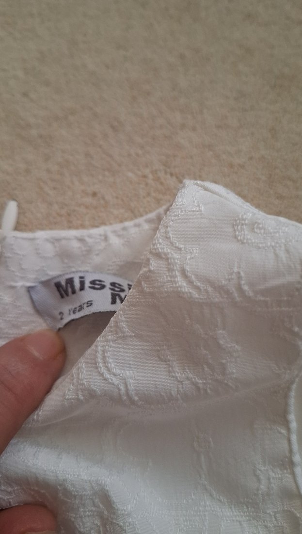 Kız Çocuk Klasik Beyaz Pilili Elbise - Görsel 3