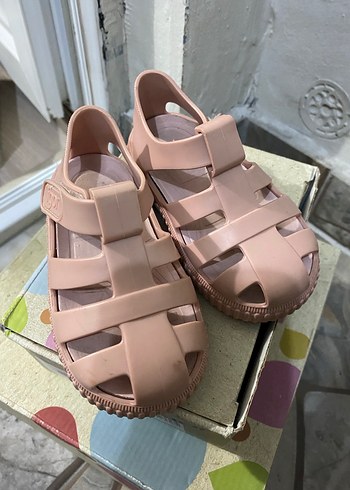 Kızlar için Pembe Tokalı Sandalet - Görsel 4