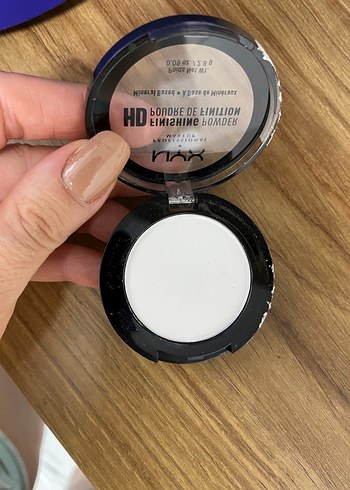  Beden Nyx Transaparan pudra