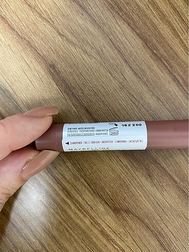 Beden Maybelline ink crayon ruj