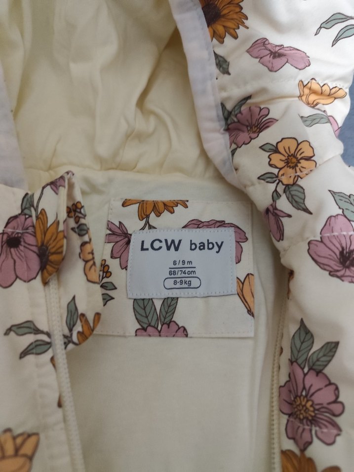 Çiçek Desenli Beyaz Bebek Tulumu - Görsel 2