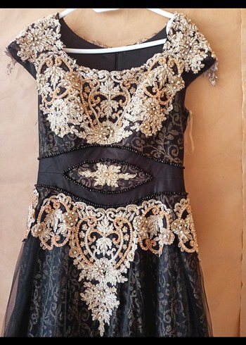 Dantel İşlemeli Siyah Uzun Abiye Elbise - Görsel 3