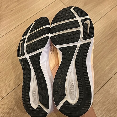 38,5 Beden Nike bayan spor ayakkabı