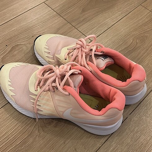 Nike bayan spor ayakkabı