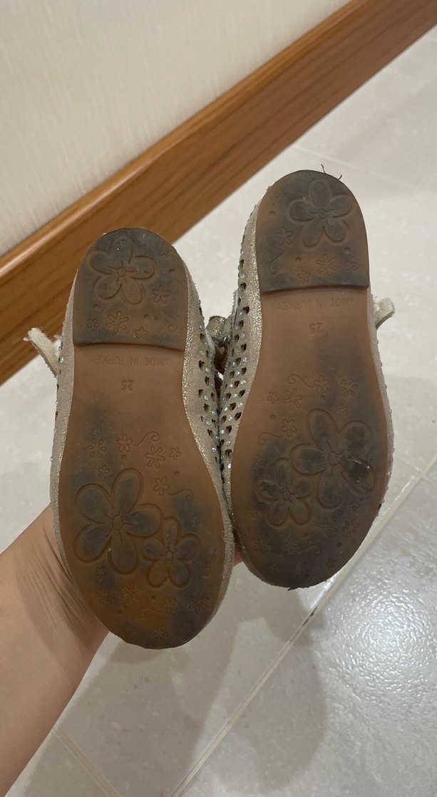 Bej Kız Çocuk Tokalı Babet - Görsel 3