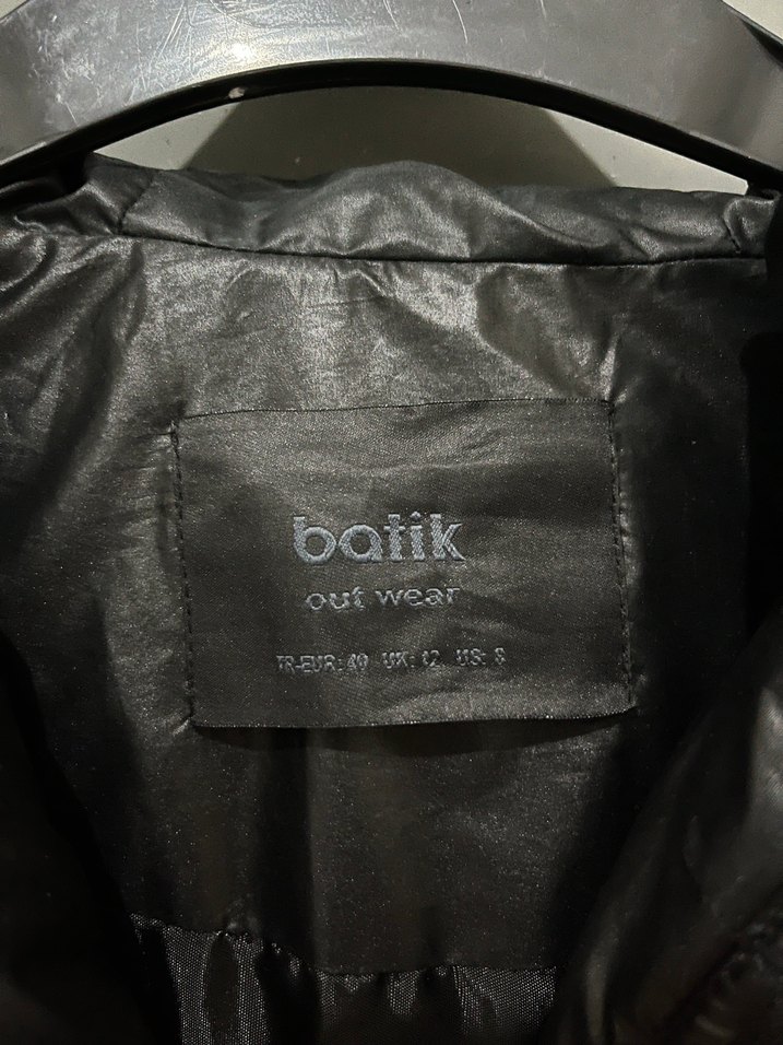 Batik belden oturtmalı mont - Görsel 3