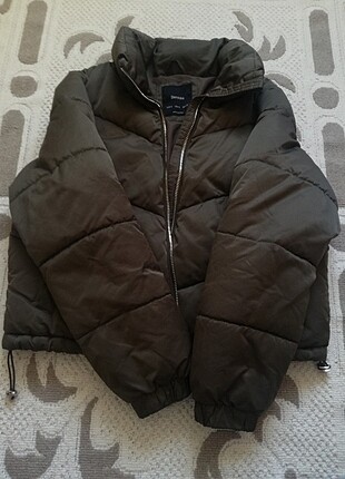 Bershka haki mont