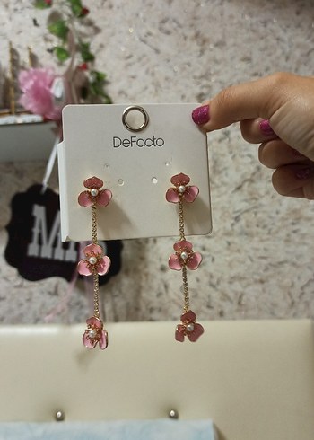 DeFacto Pembe Boncuklu Çiçekli Midi Küpe