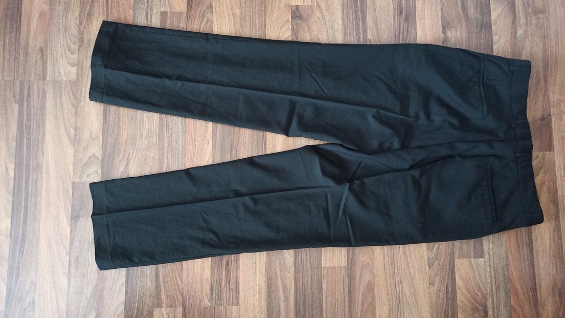 Düz Siyah Pilili Erkek Pantolon - Görsel 3