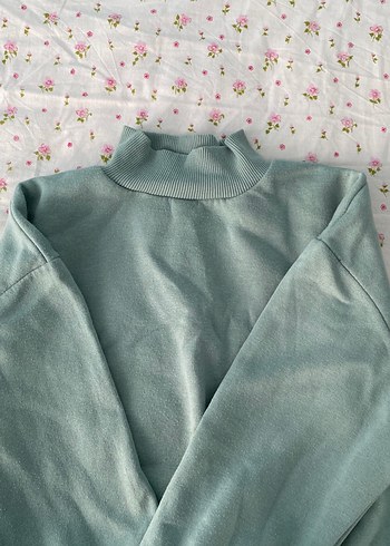 Diğer Yeşil Yüksek Yakalı Kadın Sweatshirt