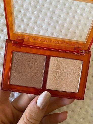 Pastel Pastel bronzer