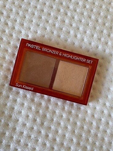 Pastel bronzer