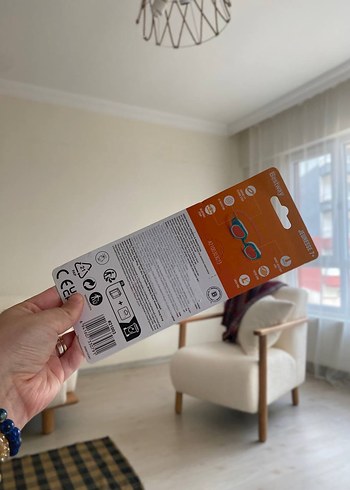 Turkuaz Parlak Retro Çocuk Gözlüğü - Görsel 4