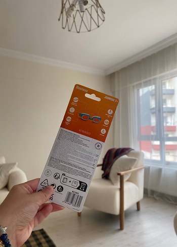 Turkuaz Parlak Retro Çocuk Gözlüğü - Görsel 2