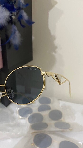 Prada Güneş Gözlüğü