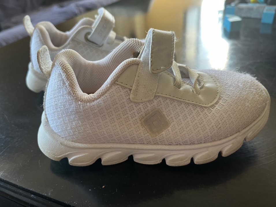 Erkek Çocuk Beyaz Cırt Cırtlı Spor Ayakkabı - Görsel 2