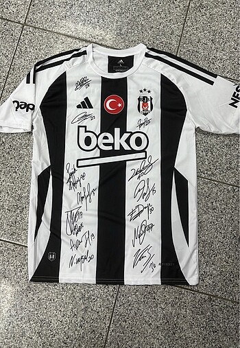 BJK imzalı forma S