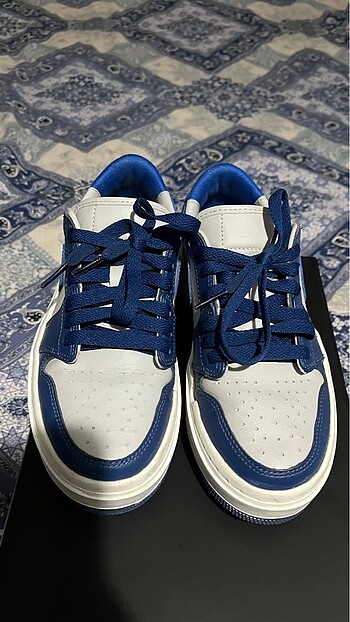 35,5 Beden mavi Renk Nıke jordan air low 1