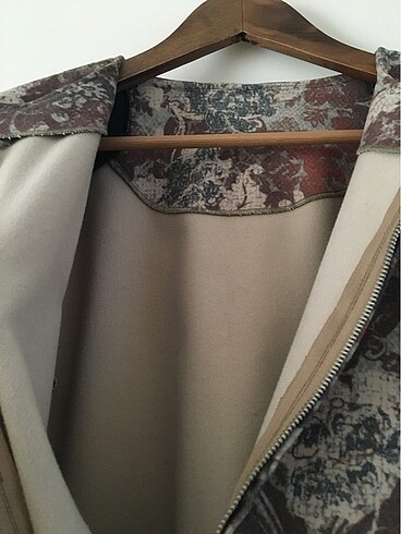 desenli kaşe kaban - Görsel 3