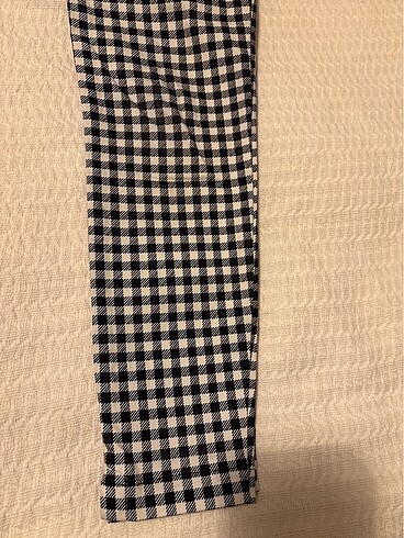 34 Beden siyah Renk MANGO PANTALON
