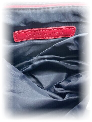 Beden Tommy Hilfiger Kol Çantası %70 İndirimli.