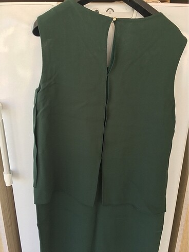 Yeşil kolsuz gece elbisesi - Görsel 5