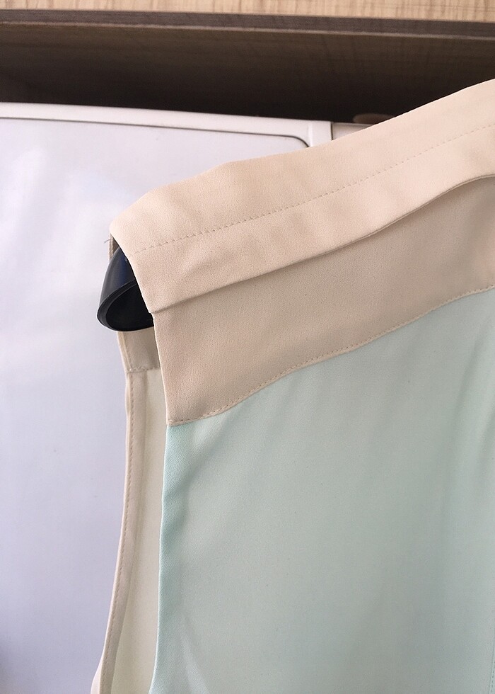 İpekyol önu su yeşili arkası krem bluz - Görsel 3