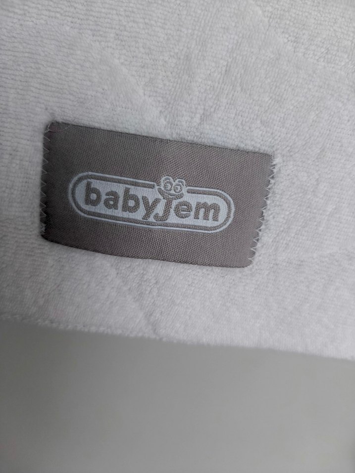 Reflü yatağı Beyaz Dalga Desenli Yatak Koruyucu - Görsel 3