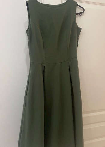 Koyu Yeşil Midi Kolsuz Pilili Elbise - Görsel 2