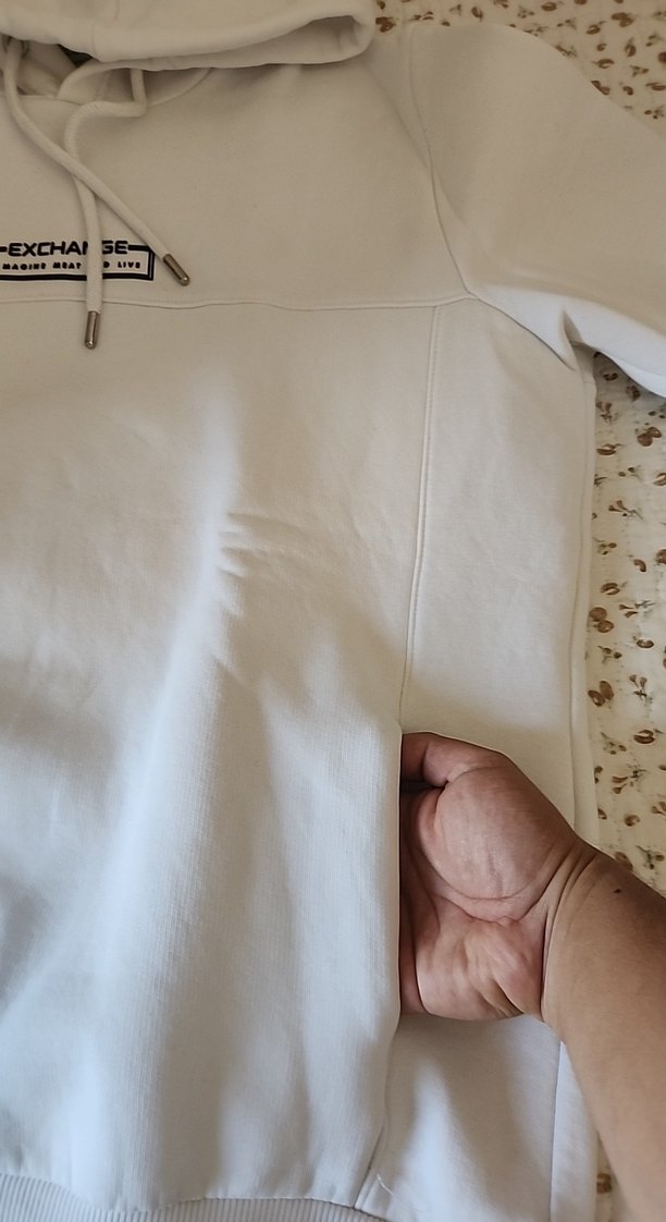 Beyaz Kapüşonlu Rahat Sweatshirt - Görsel 4