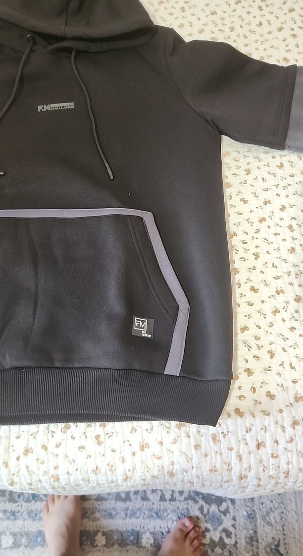 Erkek Siyah Kapüşonlu Sweatshirt - Görsel 4