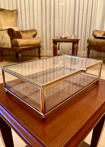 Parlak Altın Renkli Makyaj Organizer Kutusu - Görsel 6