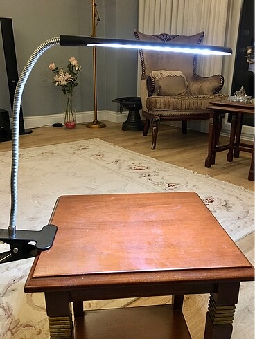 AUKES ES196-5W MODEL LED MASA LAMBASI