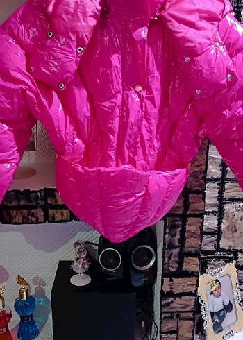 Pembe Düğmeli Uzun Kadın Kışlık Ceket