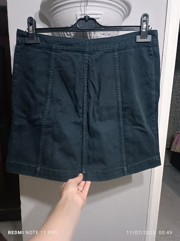 Düğmeli Siyah Denim Mini Etek - Görsel 2